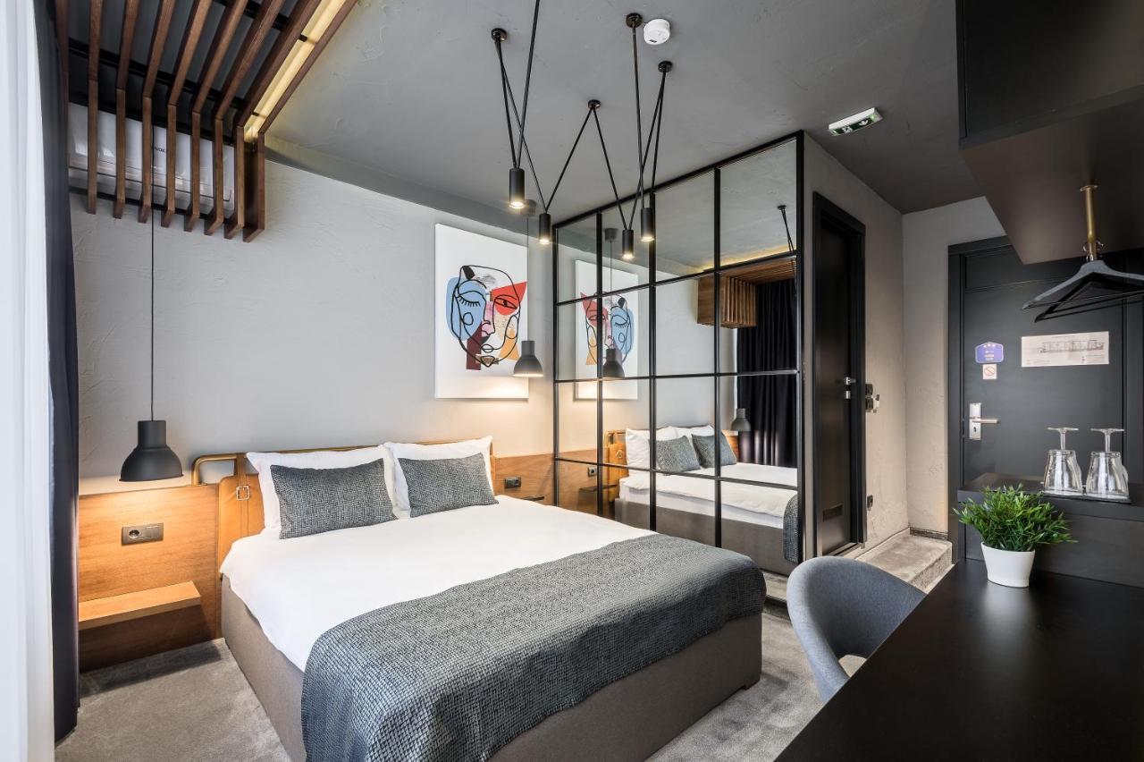 7 Rooms Suites Belgrad Exterior foto