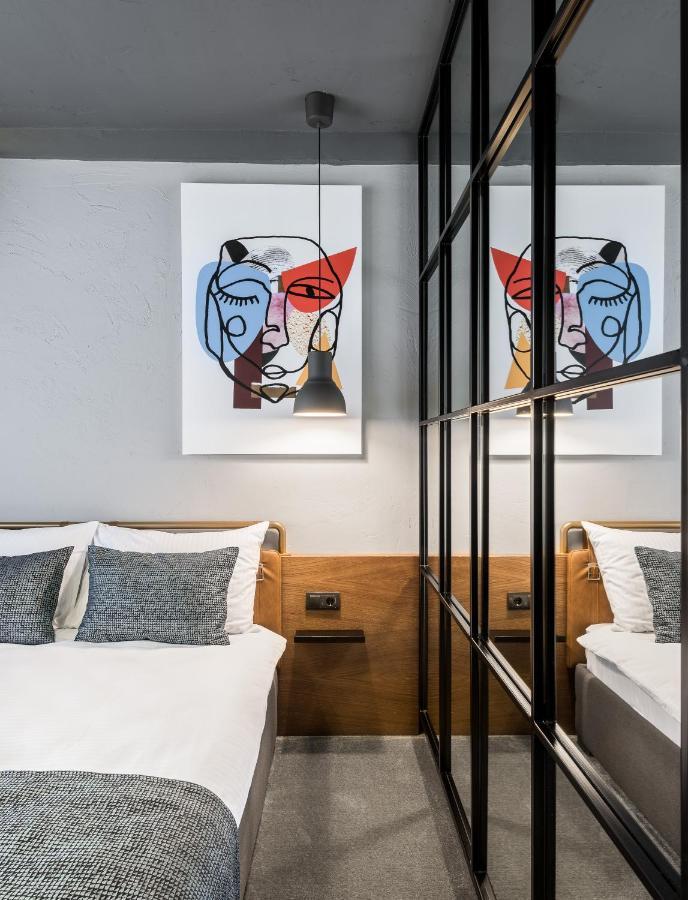 7 Rooms Suites Belgrad Exterior foto